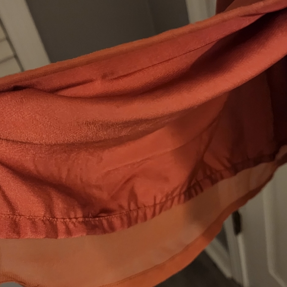 Tunic - Picture 7 of 8